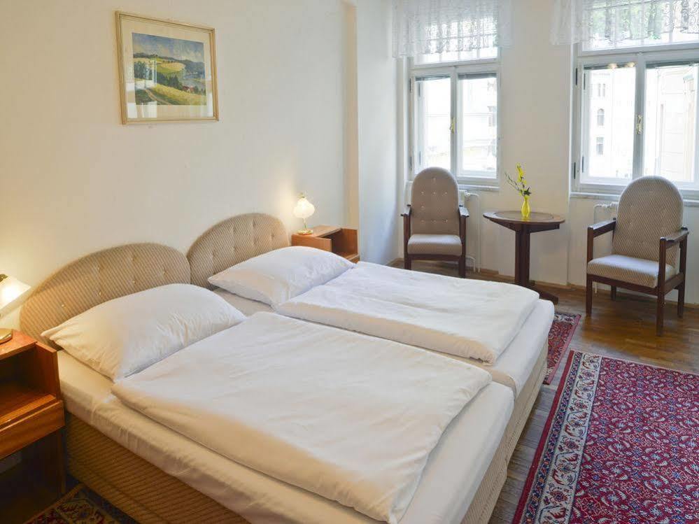 EA Apartmány Mozart Karlovy Vary Exterior foto